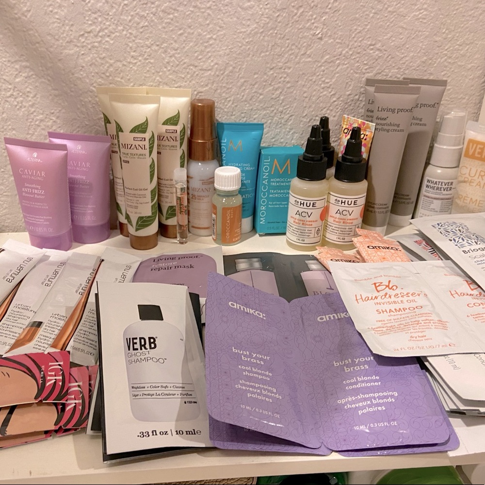 50 PIECE TRAVEL SIZE HAIR PRODUCT COLLECTION